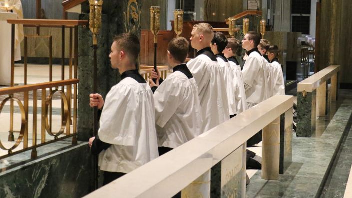 altar server