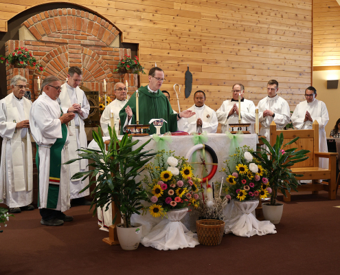 7 Eucharist 2
