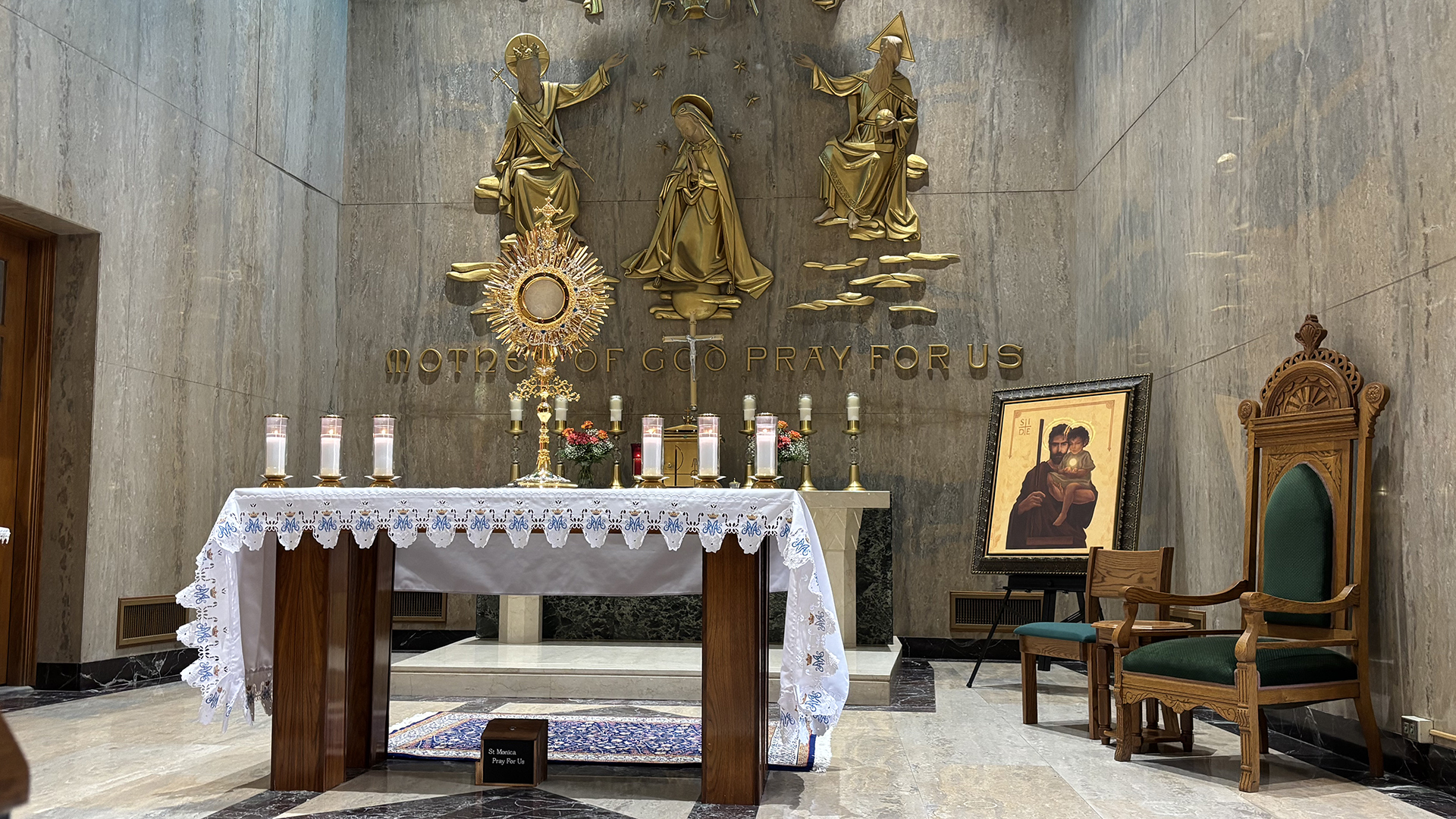 Banner adoration