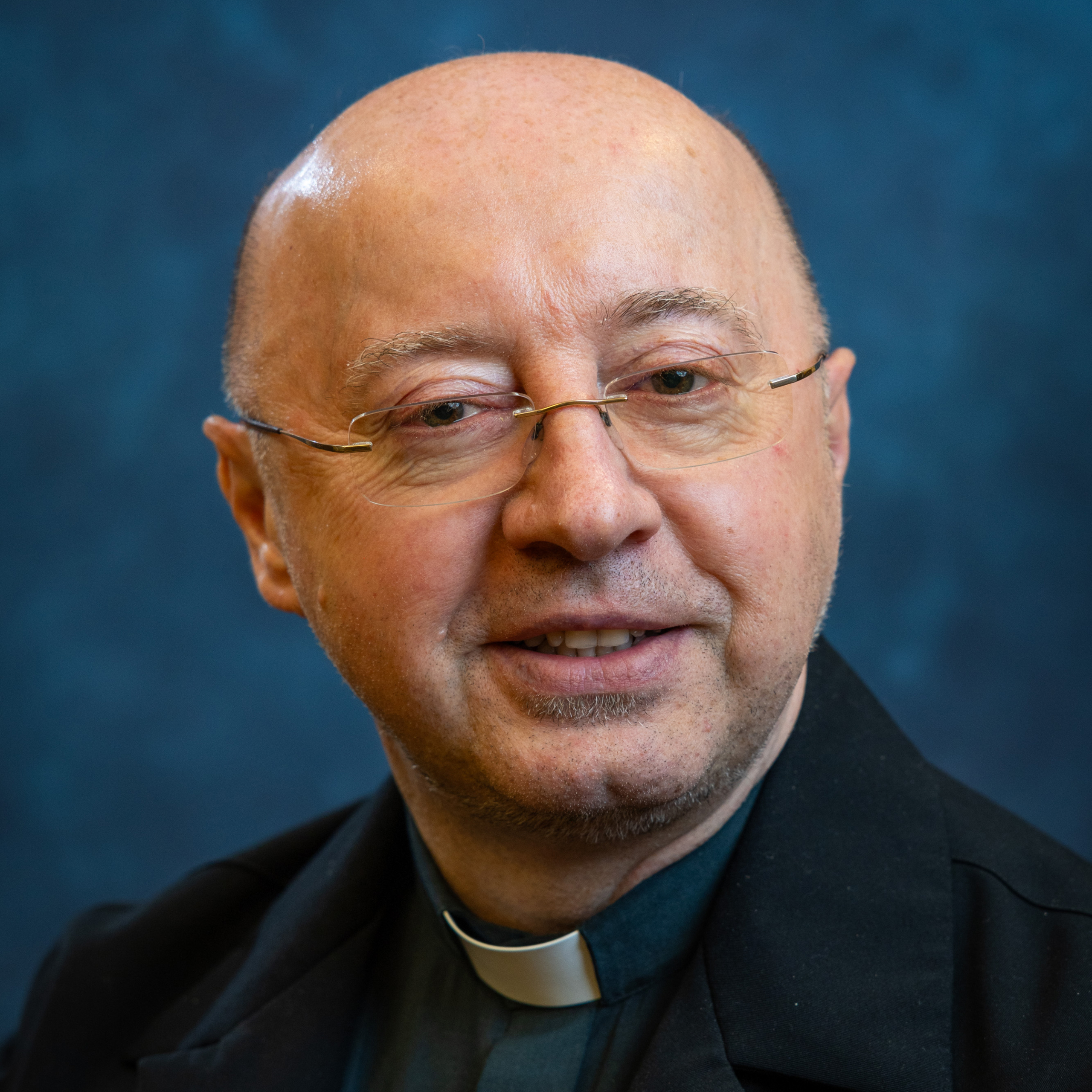 Korban, Fr. Janusz